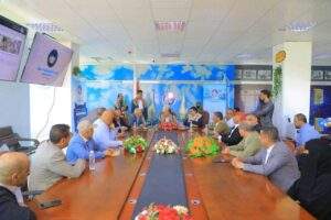 نائب وزير الاقتصاد يطلع على مستوى الانضباط الوظيفي في مؤسسة الأسمنت وهيئة الاستثمار